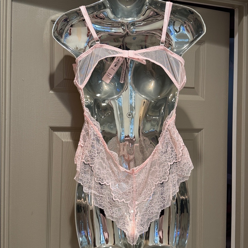 Victoria’s Secret  VERY SEXY
Wicked Unlined Balconette Teddy NWT size XXL NWT - Picture 3 of 8